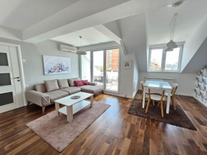 Modern & Spacious Duplex: Prime Skopje Location!